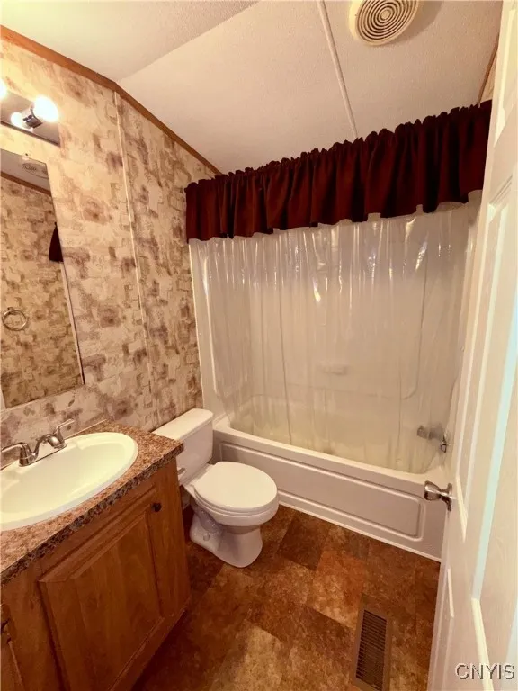 70 Albion Cross Road, Parish, New York 13131, Parish, New York 13131, 3 Bedrooms Bedrooms, 5 Rooms Rooms,2 BathroomsBathrooms,Residential,For Sale,70 Albion Cross Road, Parish, New York 13131,0,S1635417