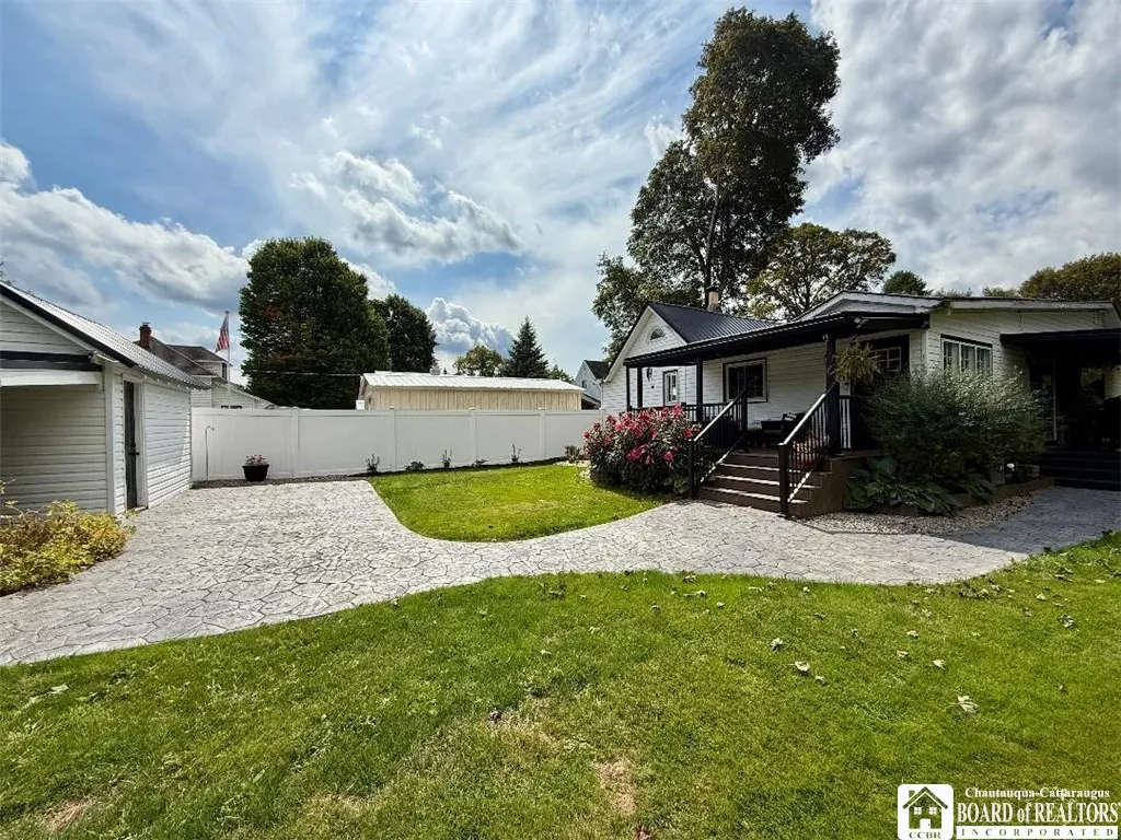 16 Marvin Avenue, Busti, New York 14750, Busti, New York 14750, 2 Bedrooms Bedrooms, 6 Rooms Rooms,1 BathroomBathrooms,Residential,For Sale,16 Marvin Avenue, Busti, New York 14750,0,R1636160