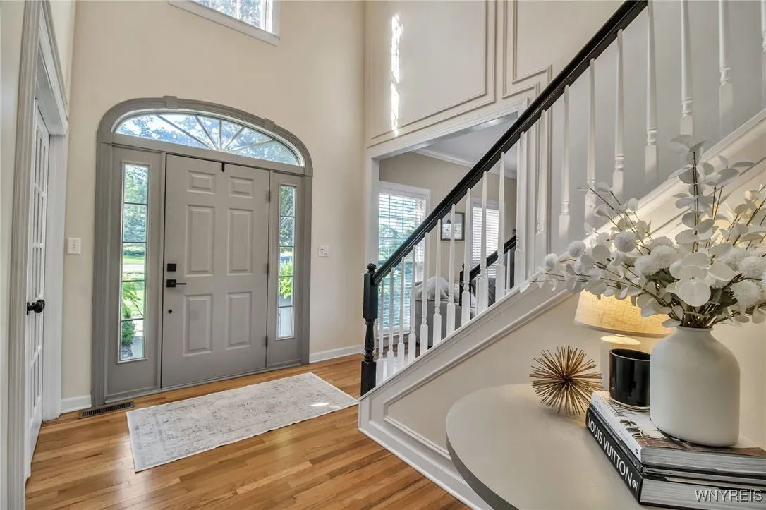 9 Winterhall Road, Orchard Park, New York 14127, Orchard Park, New York 14127, 4 Bedrooms Bedrooms, 13 Rooms Rooms,3 BathroomsBathrooms,Residential,For Sale,9 Winterhall Road, Orchard Park, New York 14127,0,B1635906