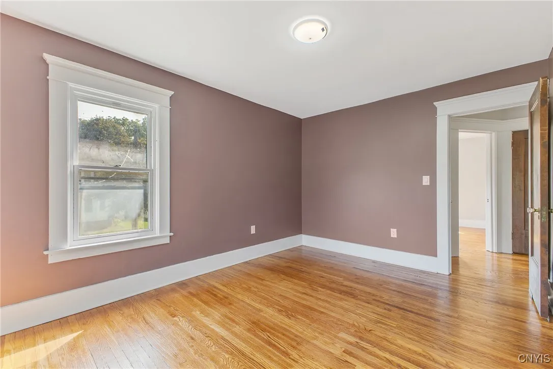 1032 Euclid Ave, Syracuse, New York 13210, Syracuse, New York 13210, 4 Bedrooms Bedrooms, 8 Rooms Rooms,3 BathroomsBathrooms,Residential,For Sale,1032 Euclid Ave, Syracuse, New York 13210,0,S1636193