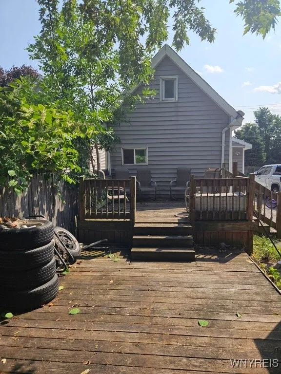 264 Babcock Street, Buffalo, New York 14210, Buffalo, New York 14210, 4 Bedrooms Bedrooms, 8 Rooms Rooms,1 BathroomBathrooms,Residential,For Sale,264 Babcock Street, Buffalo, New York 14210,0,B1635996