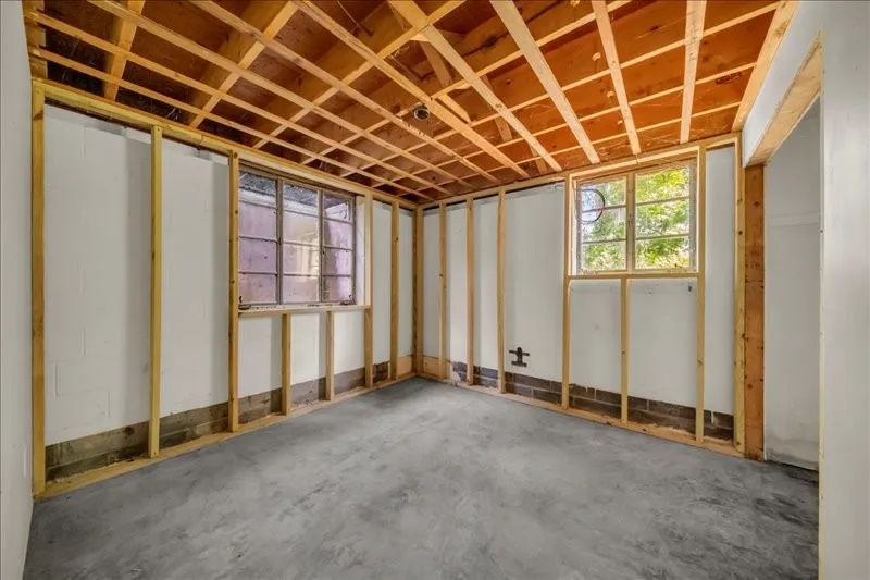 555 Elm Street Extension, Ithaca Town, New York 14, Ithaca Town, New York 14850, 3 Bedrooms Bedrooms, 7 Rooms Rooms,1 BathroomBathrooms,Residential,For Sale,555 Elm Street Extension, Ithaca Town, New York 14,0,R1636223