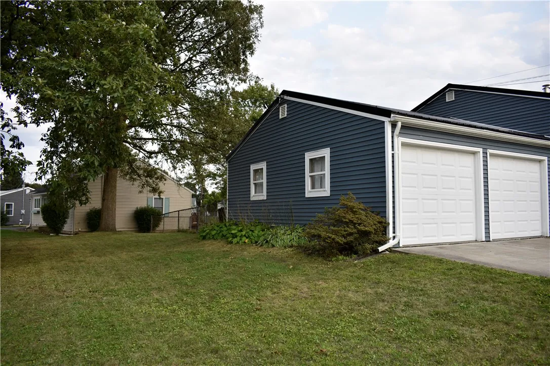 603 Tifft Avenue, Horseheads, New York 14845, Horseheads, New York 14845, 4 Bedrooms Bedrooms, 9 Rooms Rooms,2 BathroomsBathrooms,Residential,For Sale,603 Tifft Avenue, Horseheads, New York 14845,0,R1635088