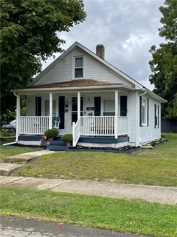 515 Phoenix Avenue, Southport, New York 14904, Southport, New York 14904, 2 Bedrooms Bedrooms, 7 Rooms Rooms,1 BathroomBathrooms,Residential,For Sale,515 Phoenix Avenue, Southport, New York 14904,0,R1636156