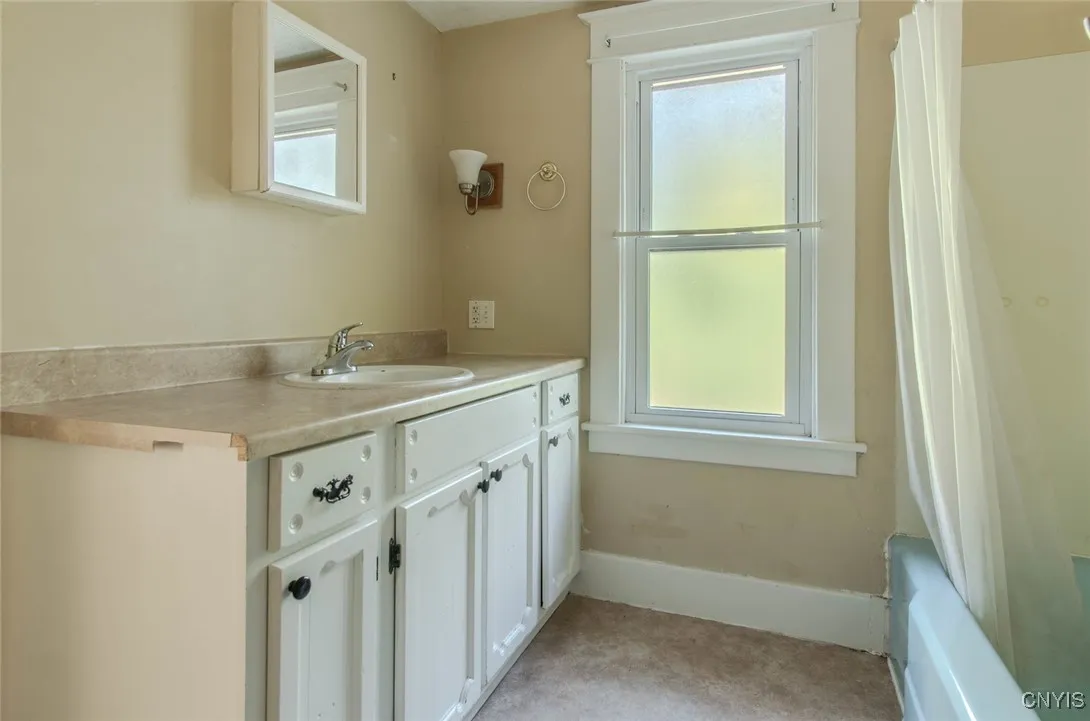 522 Frontenac Street, Watertown City, New York 136, Watertown City, New York 13601, 3 Bedrooms Bedrooms, 7 Rooms Rooms,1 BathroomBathrooms,Residential,For Sale,522 Frontenac Street, Watertown City, New York 136,0,S1636017