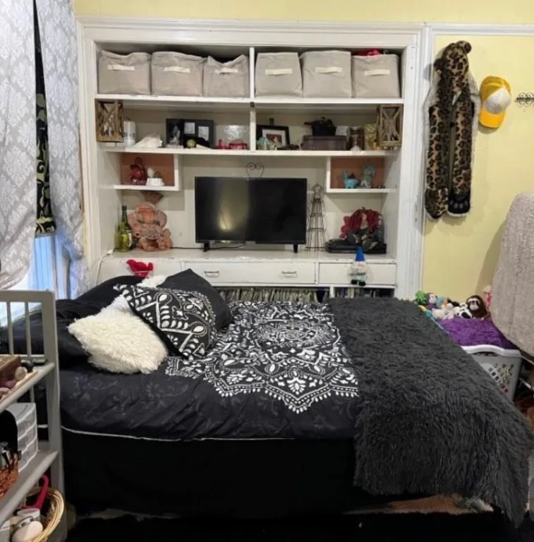 376 West Water Street, Elmira City, New York 14905, Elmira City, New York 14905, 4 Bedrooms Bedrooms, ,2 BathroomsBathrooms,Residential,For Sale,376 West Water Street, Elmira City, New York 14905,0,R1634363