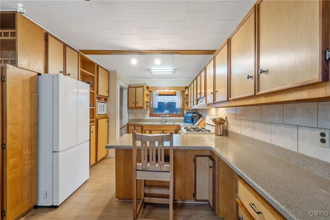 Solid surface counters