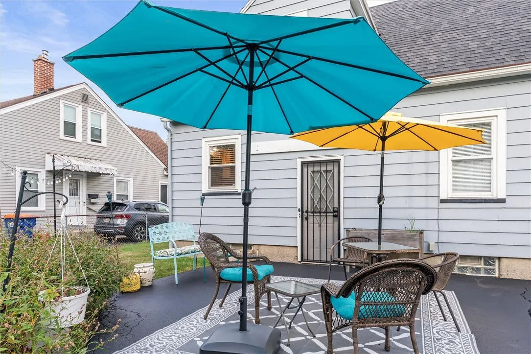 154 Stonecliff Drive, Greece, New York 14616, Greece, New York 14616, 4 Bedrooms Bedrooms, 8 Rooms Rooms,1 BathroomBathrooms,Residential,For Sale,154 Stonecliff Drive, Greece, New York 14616,0,R1628621