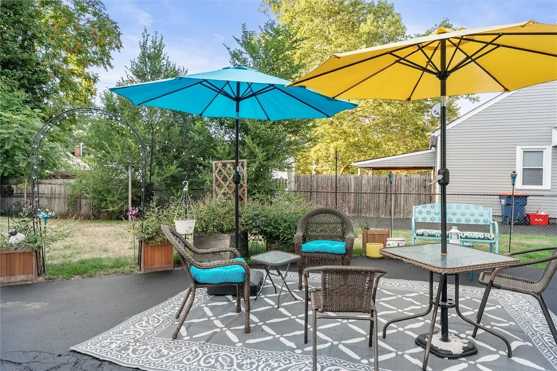 NICE OUTDOOR SITTING AREA!