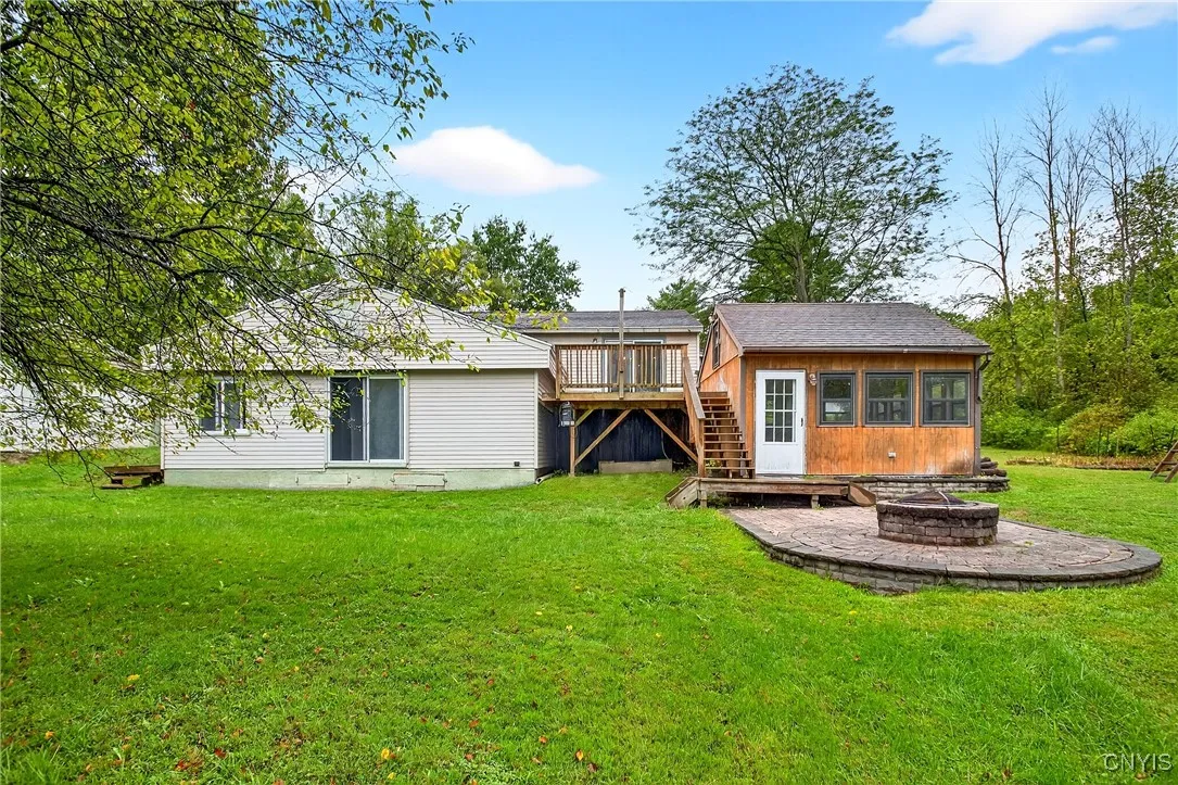 32 Kingdom Road, Volney, New York 13126, Volney, New York 13126, 5 Bedrooms Bedrooms, 8 Rooms Rooms,2 BathroomsBathrooms,Residential,For Sale,32 Kingdom Road, Volney, New York 13126,0,S1636144