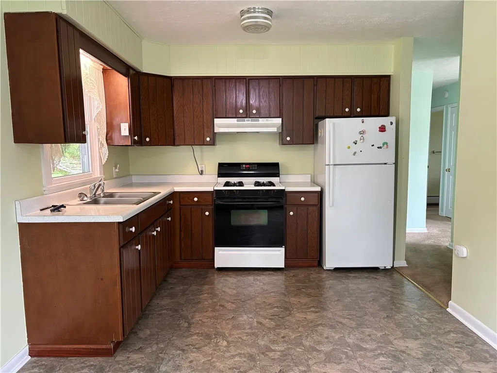 22 Ponderosa Drive, Big Flats, New York 14845, Big Flats, New York 14845, 3 Bedrooms Bedrooms, 5 Rooms Rooms,1 BathroomBathrooms,Residential,For Sale,22 Ponderosa Drive, Big Flats, New York 14845,0,R1635729