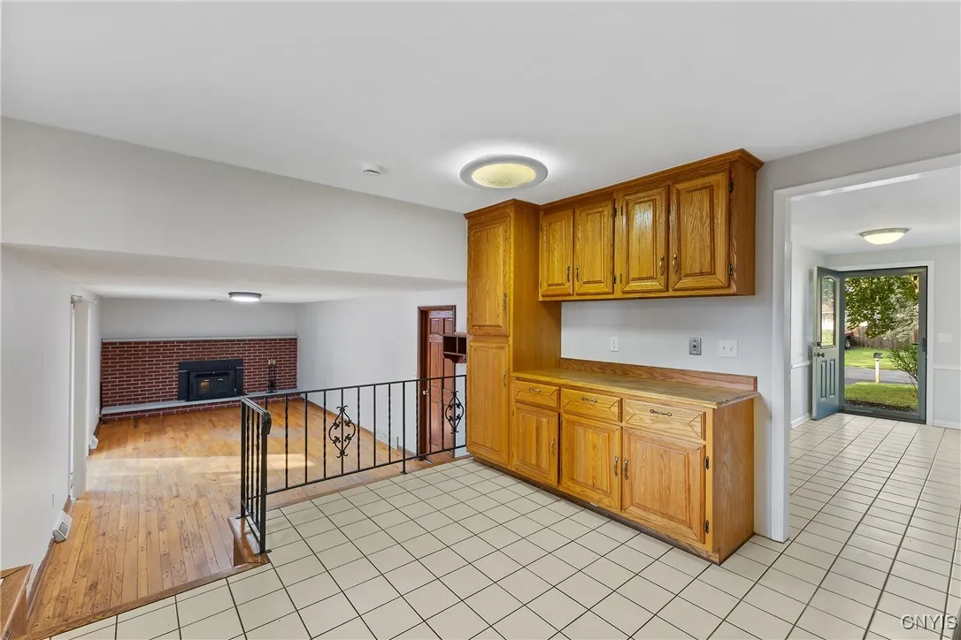 7728 Lemontree Lane, Clay, New York 13090, Clay, New York 13090, 4 Bedrooms Bedrooms, 8 Rooms Rooms,2 BathroomsBathrooms,Residential,Closed,7728 Lemontree Lane, Clay, New York 13090,0,S1635110