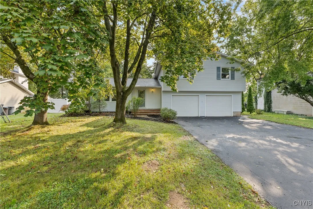 7728 Lemontree Lane, Clay, New York 13090, Clay, New York 13090, 4 Bedrooms Bedrooms, 8 Rooms Rooms,2 BathroomsBathrooms,Residential,Closed,7728 Lemontree Lane, Clay, New York 13090,0,S1635110