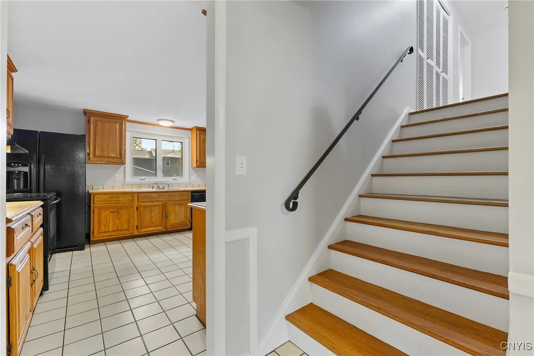 7728 Lemontree Lane, Clay, New York 13090, Clay, New York 13090, 4 Bedrooms Bedrooms, 8 Rooms Rooms,2 BathroomsBathrooms,Residential,Closed,7728 Lemontree Lane, Clay, New York 13090,0,S1635110