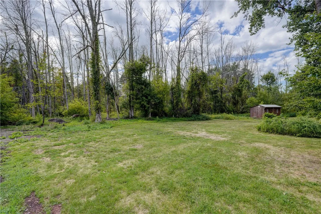 3199 Walworth-palmyra Road, Macedon, New York 1456, Macedon, New York 14568, 4 Bedrooms Bedrooms, 7 Rooms Rooms,2 BathroomsBathrooms,Residential,For Sale,3199 Walworth-palmyra Road, Macedon, New York 1456,0,R1636305