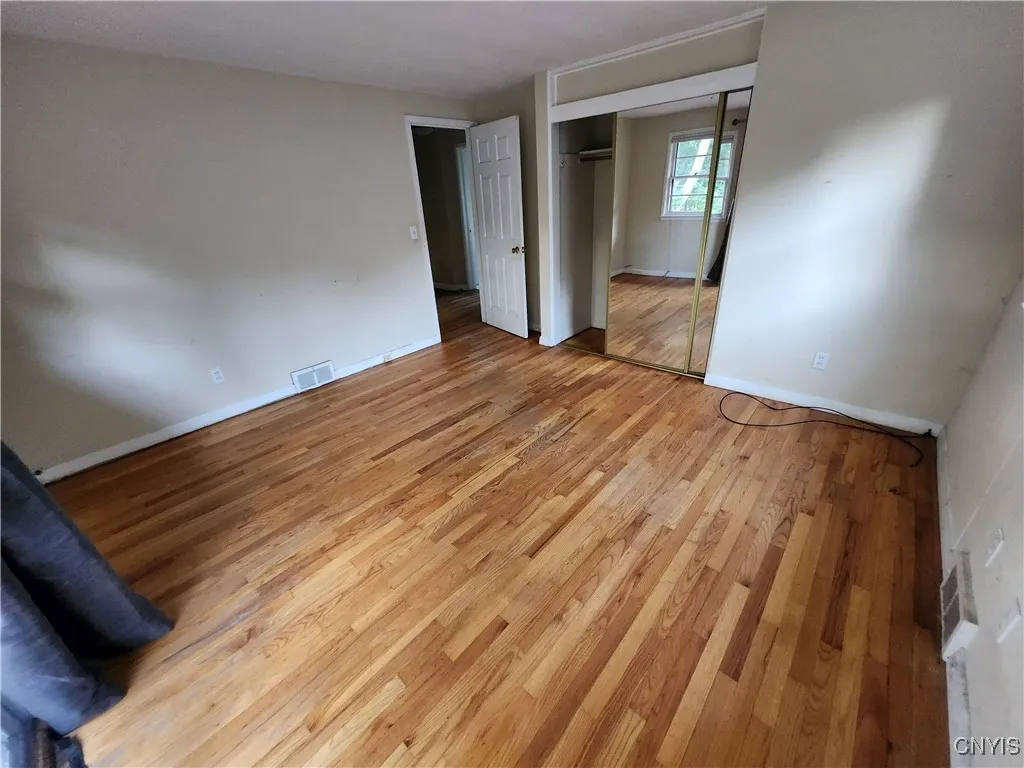 111 Pembrook Drive, Manlius, New York 13066, Manlius, New York 13066, 3 Bedrooms Bedrooms, 8 Rooms Rooms,1 BathroomBathrooms,Residential,For Sale,111 Pembrook Drive, Manlius, New York 13066,0,S1636307