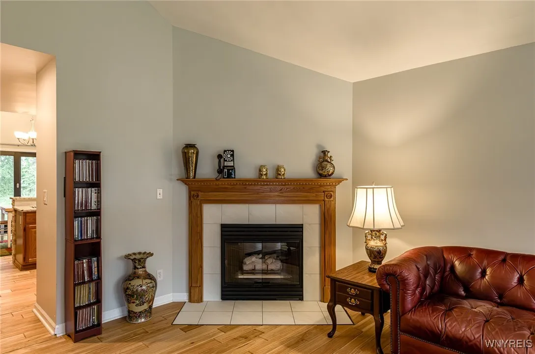 426 Burroughs Drive, Amherst, New York 14226, Amherst, New York 14226, 2 Bedrooms Bedrooms, 5 Rooms Rooms,1 BathroomBathrooms,Residential,For Sale,426 Burroughs Drive, Amherst, New York 14226,0,B1635731