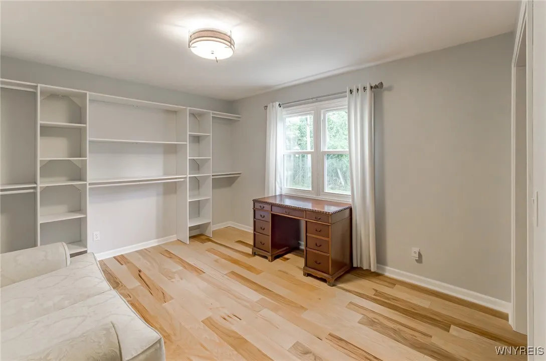 426 Burroughs Drive, Amherst, New York 14226, Amherst, New York 14226, 2 Bedrooms Bedrooms, 5 Rooms Rooms,1 BathroomBathrooms,Residential,For Sale,426 Burroughs Drive, Amherst, New York 14226,0,B1635731