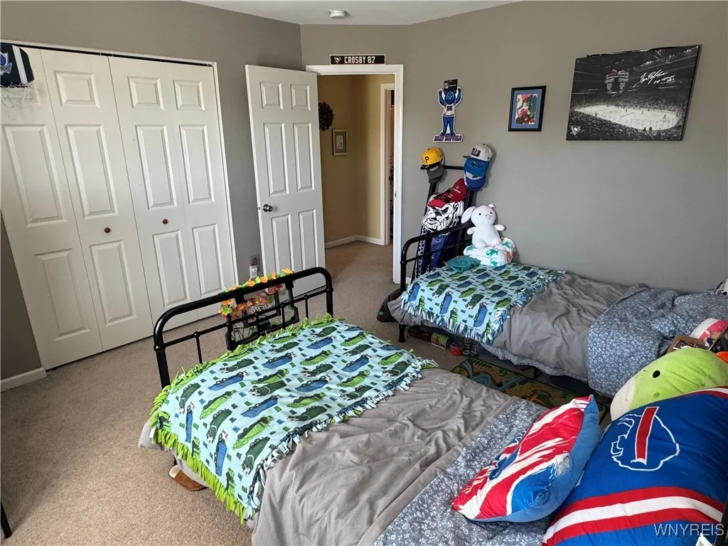 6105 Woodford Drive, Hamburg, New York 14085, Hamburg, New York 14085, 3 Bedrooms Bedrooms, 9 Rooms Rooms,2 BathroomsBathrooms,Residential,Closed,6105 Woodford Drive, Hamburg, New York 14085,0,B1636186