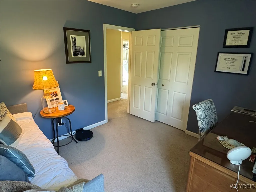 6105 Woodford Drive, Hamburg, New York 14085, Hamburg, New York 14085, 3 Bedrooms Bedrooms, 9 Rooms Rooms,2 BathroomsBathrooms,Residential,Closed,6105 Woodford Drive, Hamburg, New York 14085,0,B1636186
