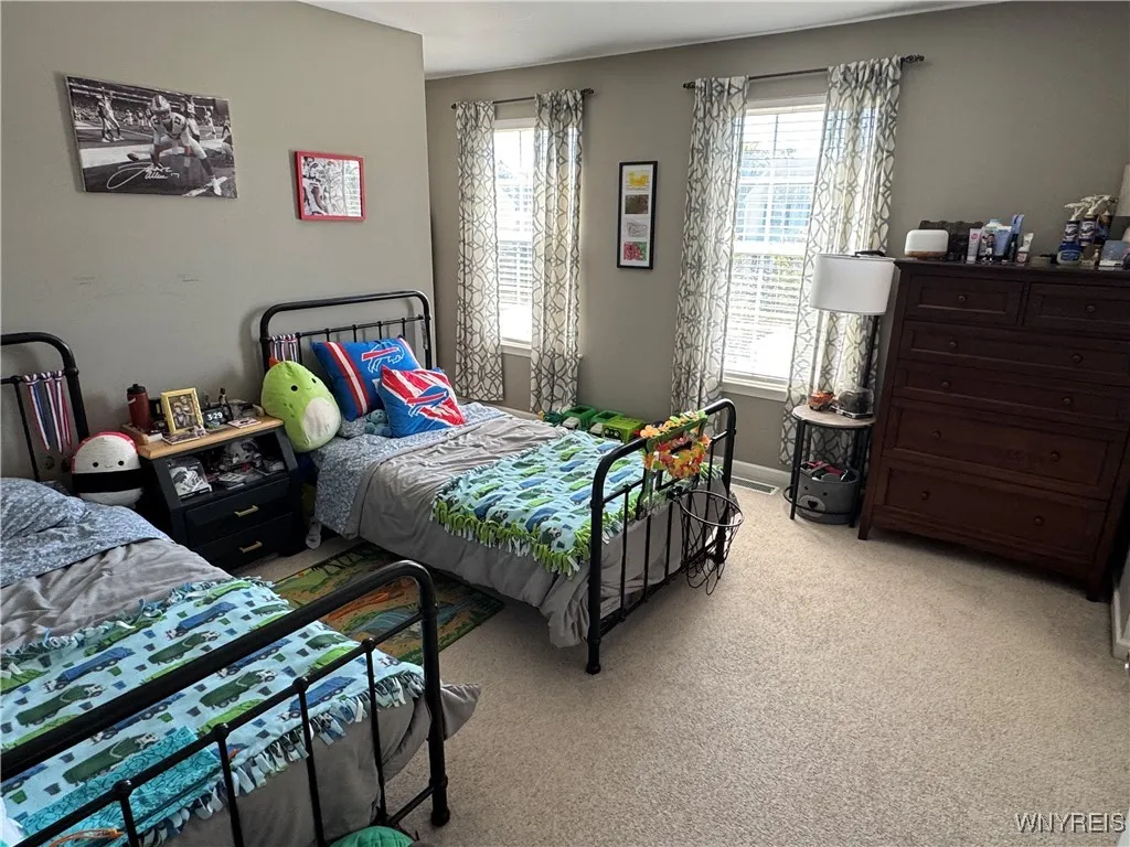 6105 Woodford Drive, Hamburg, New York 14085, Hamburg, New York 14085, 3 Bedrooms Bedrooms, 9 Rooms Rooms,2 BathroomsBathrooms,Residential,Closed,6105 Woodford Drive, Hamburg, New York 14085,0,B1636186