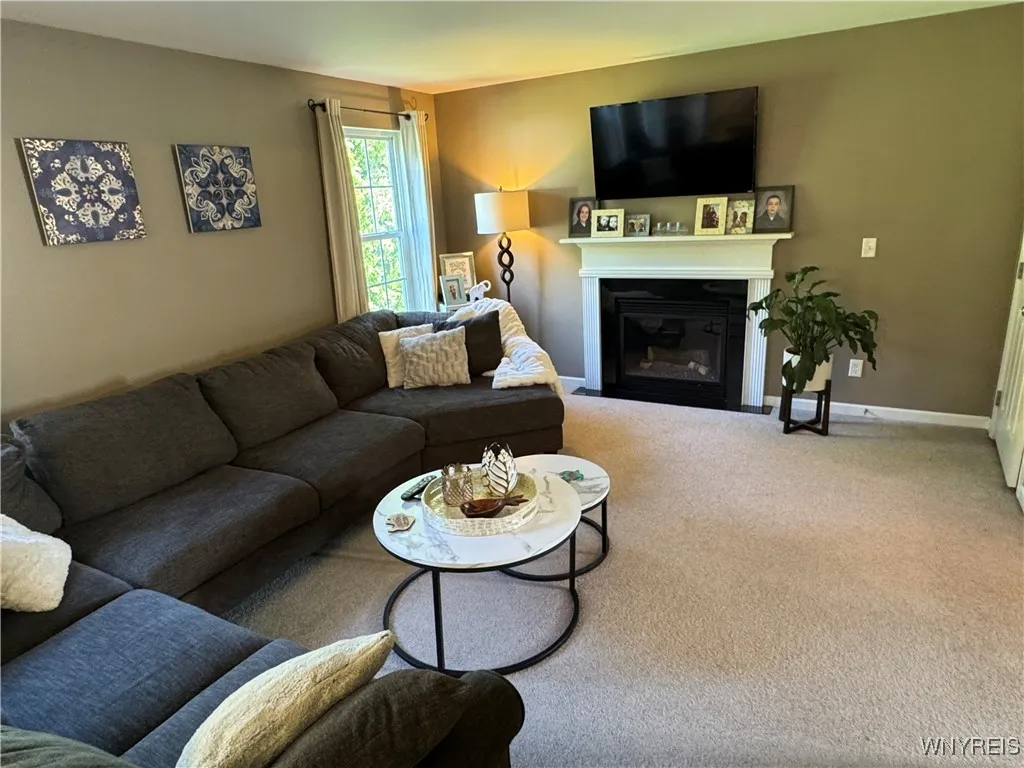 6105 Woodford Drive, Hamburg, New York 14085, Hamburg, New York 14085, 3 Bedrooms Bedrooms, 9 Rooms Rooms,2 BathroomsBathrooms,Residential,Closed,6105 Woodford Drive, Hamburg, New York 14085,0,B1636186