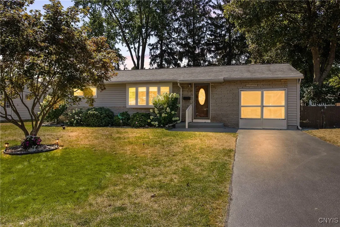 214 Baxton Street, Clay, New York 13212, Clay, New York 13212, 3 Bedrooms Bedrooms, 8 Rooms Rooms,2 BathroomsBathrooms,Residential,Closed,214 Baxton Street, Clay, New York 13212,0,S1635922