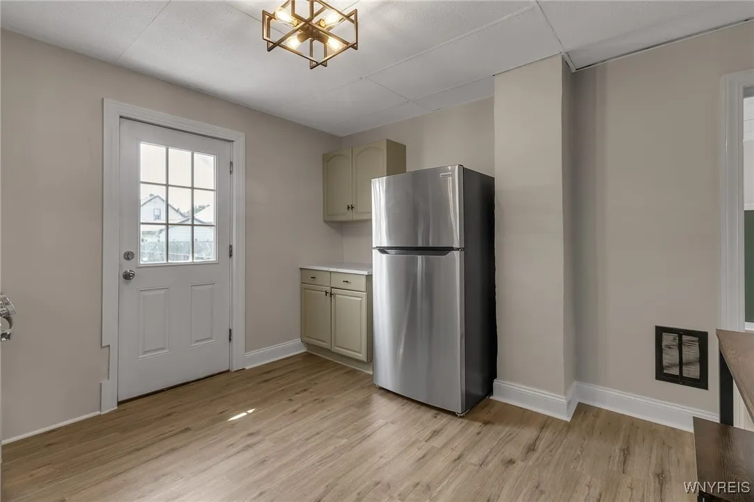 107 Stanley Street, Buffalo, New York 14206, Buffalo, New York 14206, 4 Bedrooms Bedrooms, 9 Rooms Rooms,1 BathroomBathrooms,Residential,Closed,107 Stanley Street, Buffalo, New York 14206,0,B1636002