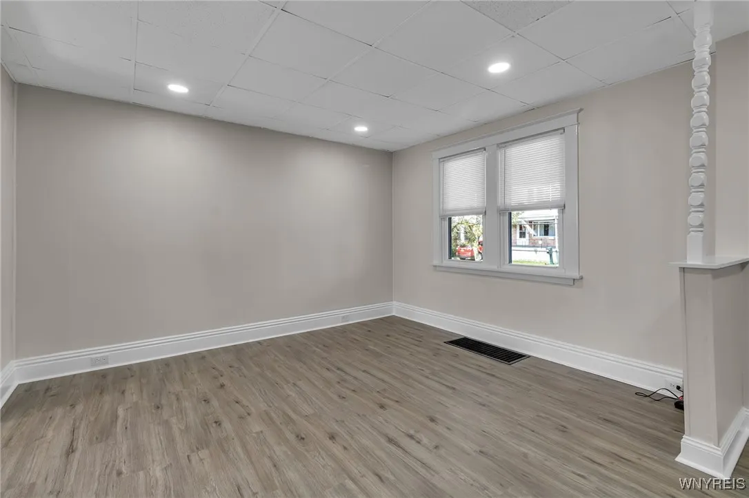 107 Stanley Street, Buffalo, New York 14206, Buffalo, New York 14206, 4 Bedrooms Bedrooms, 9 Rooms Rooms,1 BathroomBathrooms,Residential,Closed,107 Stanley Street, Buffalo, New York 14206,0,B1636002