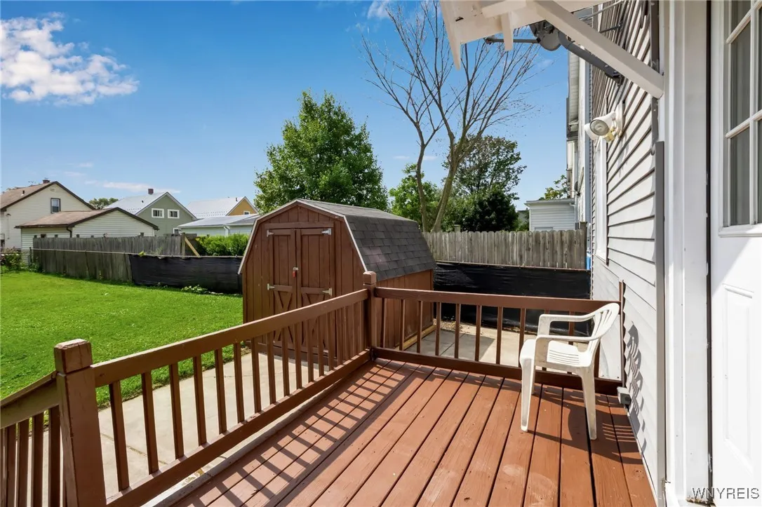 107 Stanley Street, Buffalo, New York 14206, Buffalo, New York 14206, 4 Bedrooms Bedrooms, 9 Rooms Rooms,1 BathroomBathrooms,Residential,Closed,107 Stanley Street, Buffalo, New York 14206,0,B1636002