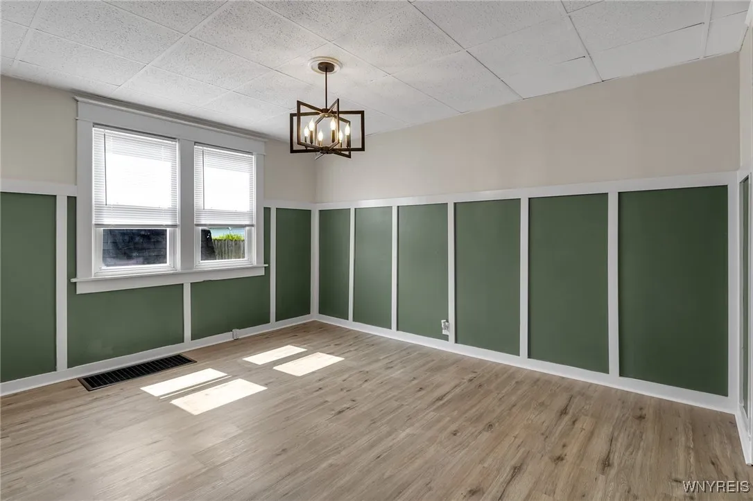 107 Stanley Street, Buffalo, New York 14206, Buffalo, New York 14206, 4 Bedrooms Bedrooms, 9 Rooms Rooms,1 BathroomBathrooms,Residential,Closed,107 Stanley Street, Buffalo, New York 14206,0,B1636002