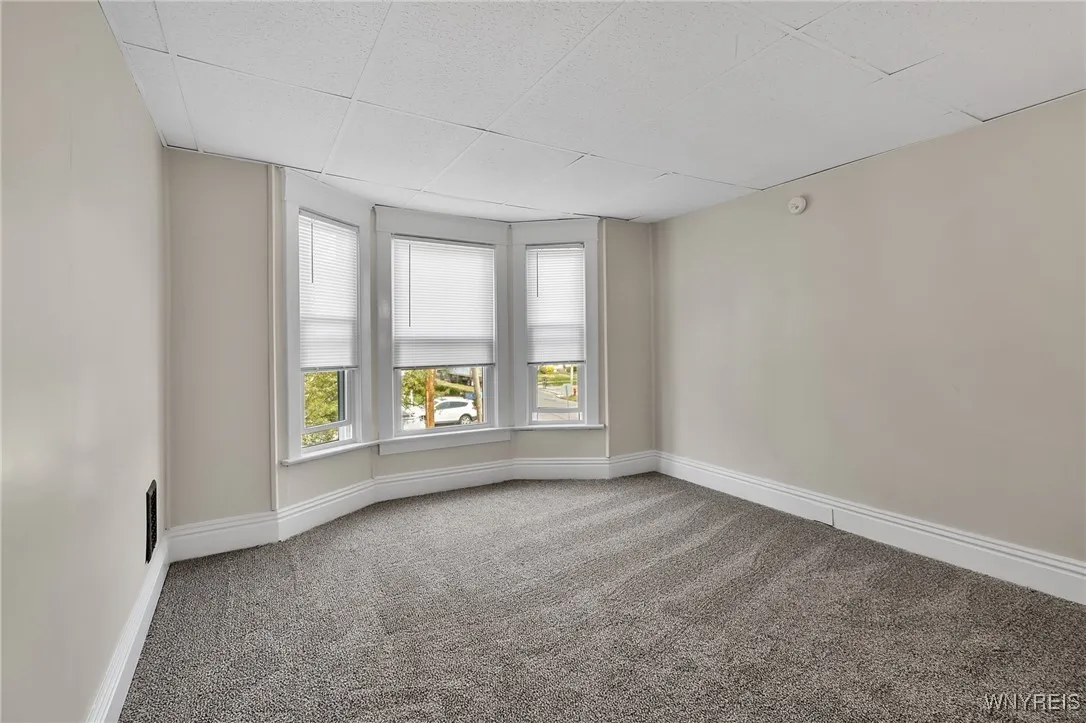 107 Stanley Street, Buffalo, New York 14206, Buffalo, New York 14206, 4 Bedrooms Bedrooms, 9 Rooms Rooms,1 BathroomBathrooms,Residential,Closed,107 Stanley Street, Buffalo, New York 14206,0,B1636002