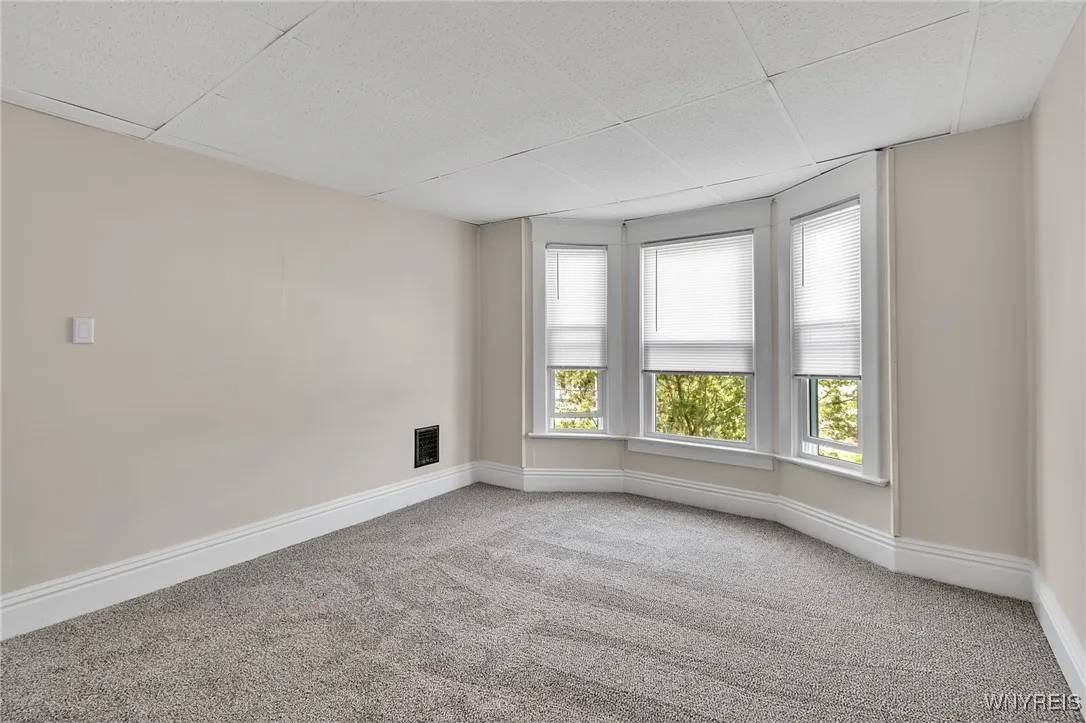 107 Stanley Street, Buffalo, New York 14206, Buffalo, New York 14206, 4 Bedrooms Bedrooms, 9 Rooms Rooms,1 BathroomBathrooms,Residential,Closed,107 Stanley Street, Buffalo, New York 14206,0,B1636002