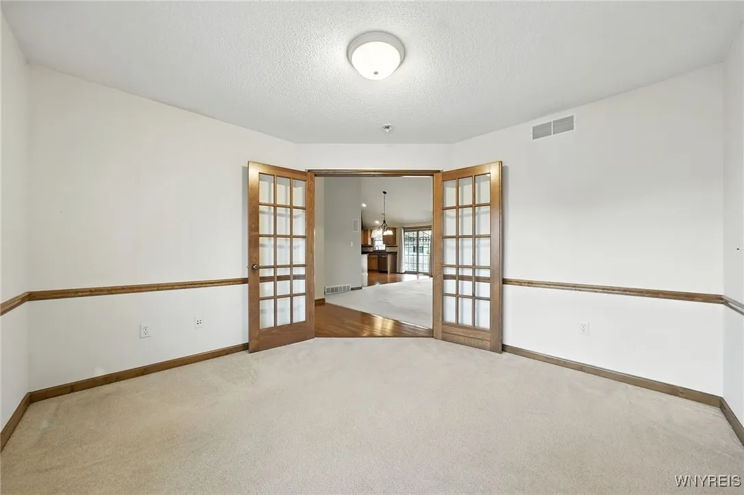 35 Summerfield Drive, Lancaster, New York 14086, Lancaster, New York 14086, 3 Bedrooms Bedrooms, 5 Rooms Rooms,2 BathroomsBathrooms,Residential,For Sale,35 Summerfield Drive, Lancaster, New York 14086,0,B1635807