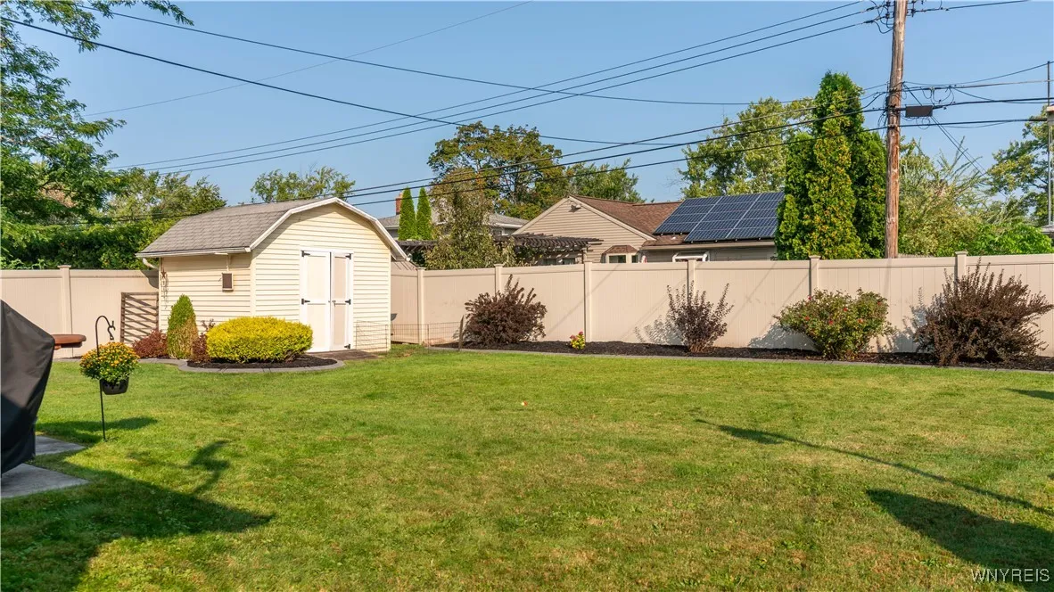 50 Woodmere Drive, Tonawanda, New York 14150, Tonawanda, New York 14150, 3 Bedrooms Bedrooms, 7 Rooms Rooms,1 BathroomBathrooms,Residential,For Sale,50 Woodmere Drive, Tonawanda, New York 14150,0,B1635660