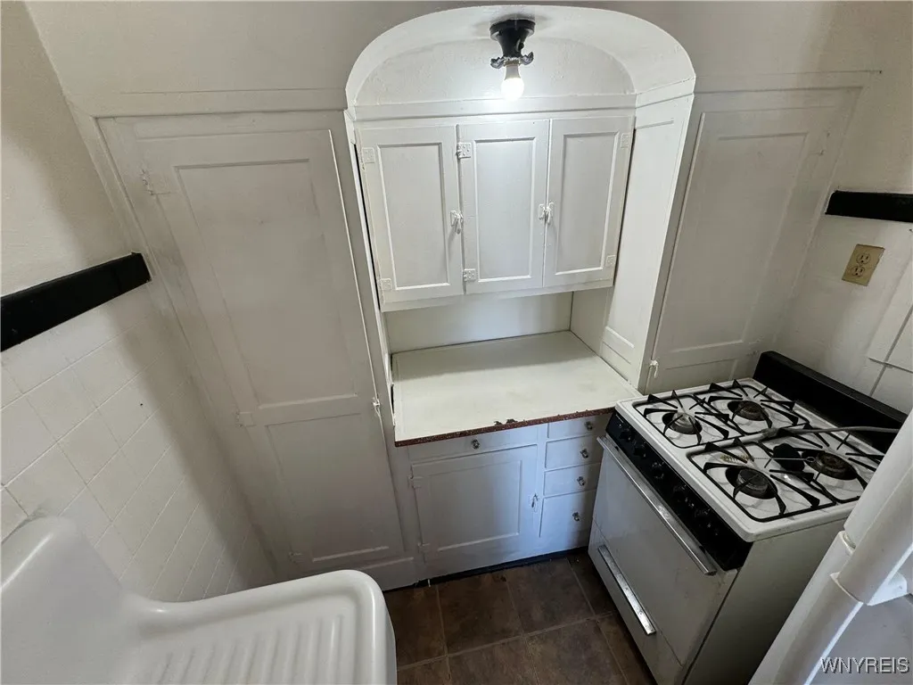 6801 Buffalo Avenue 1, Niagara Falls, New York 143, Niagara Falls, New York 14304, 3 Rooms Rooms,1 BathroomBathrooms,Residential Lease,For Rent,6801 Buffalo Avenue 1, Niagara Falls, New York 143,0,B1635981