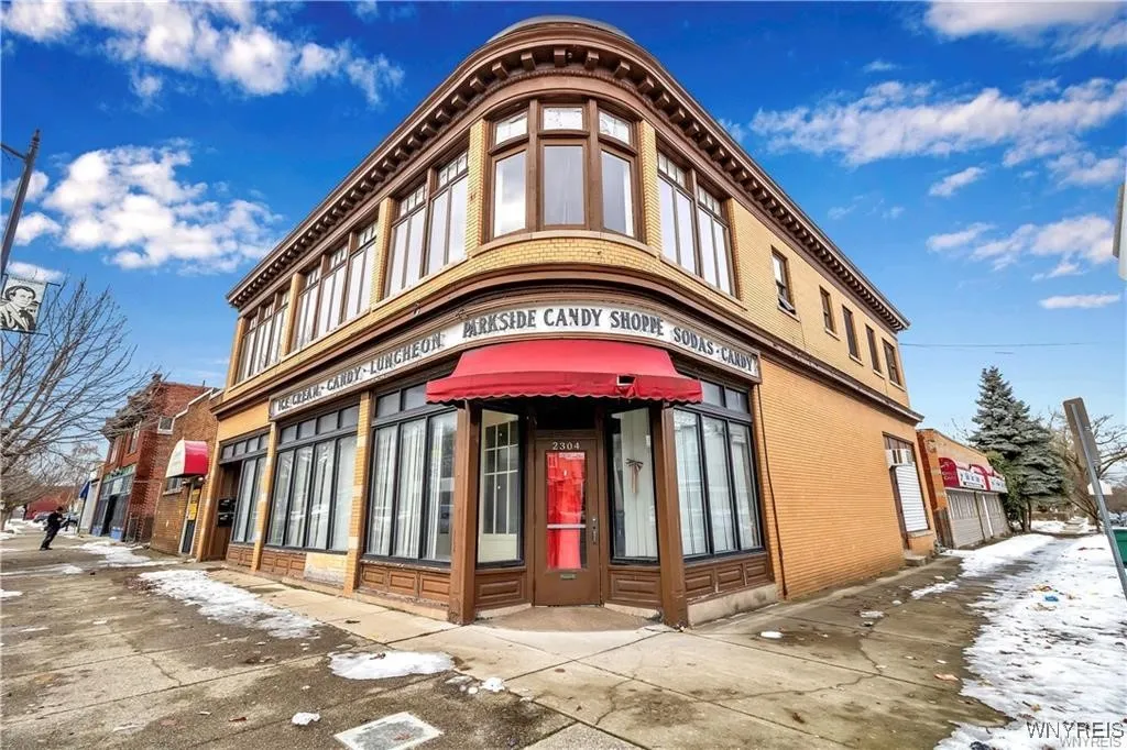 2302 Main Street, Buffalo, New York 14214, Buffalo, New York 14214, ,Commercial Sale,For Sale,2302 Main Street, Buffalo, New York 14214,0,B1636304