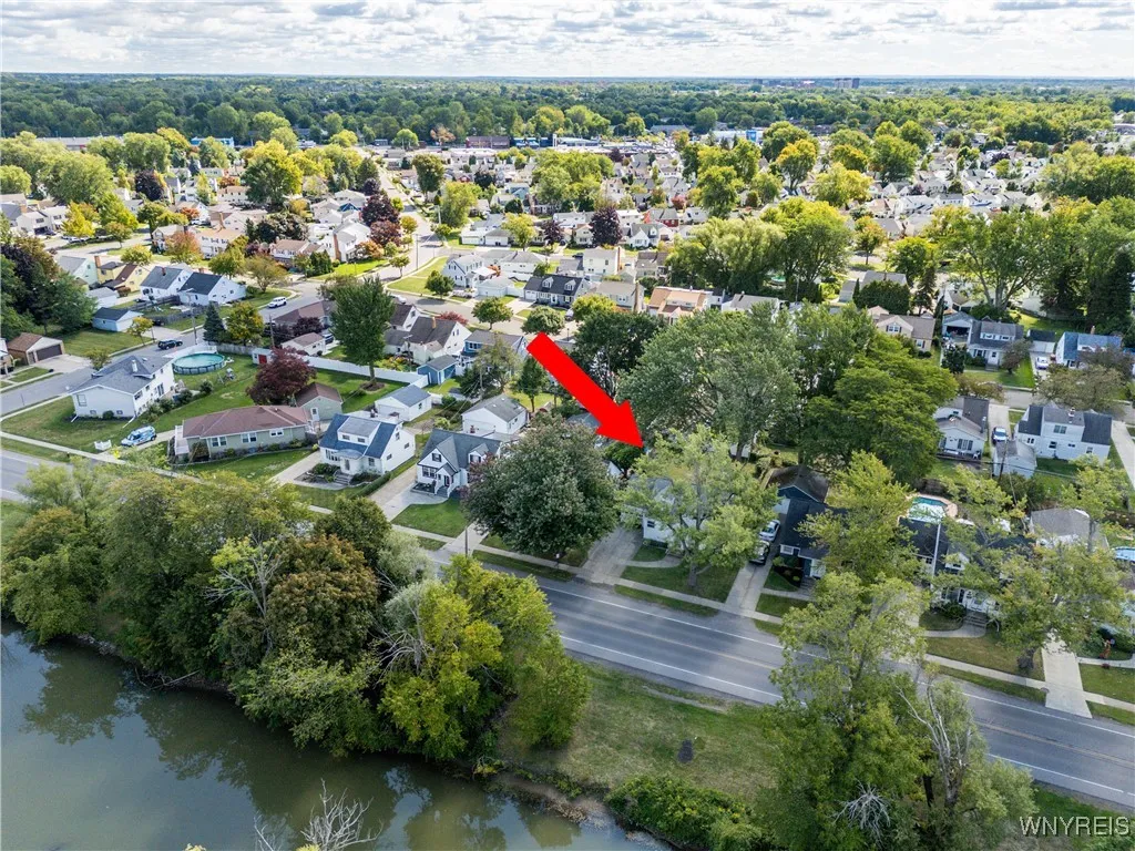 1306 Ellicott Creek Road, Tonawanda, New York 1415, Tonawanda, New York 14150, 3 Bedrooms Bedrooms, 5 Rooms Rooms,2 BathroomsBathrooms,Residential,For Sale,1306 Ellicott Creek Road, Tonawanda, New York 1415,0,B1635806