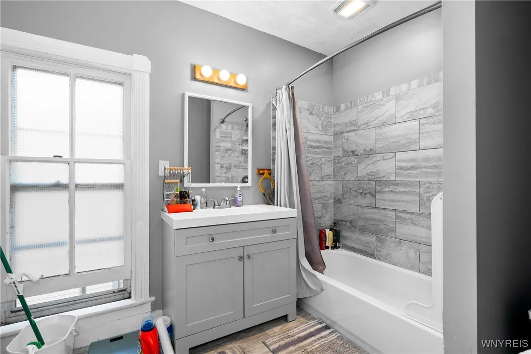 328 Pennsylvania Street, Buffalo, New York 14201, Buffalo, New York 14201, 4 Bedrooms Bedrooms, ,4 BathroomsBathrooms,Residential,For Sale,328 Pennsylvania Street, Buffalo, New York 14201,0,B1636278