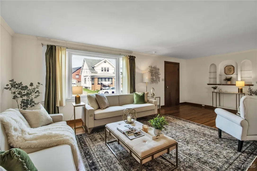 27 Adlon Place, Cheektowaga, New York 14225, Cheektowaga, New York 14225, 2 Bedrooms Bedrooms, 5 Rooms Rooms,1 BathroomBathrooms,Residential,For Sale,27 Adlon Place, Cheektowaga, New York 14225,0,B1634071