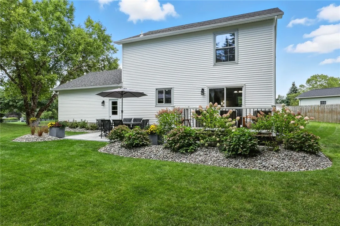 12 Calman Place, Canandaigua City, New York 14424, Canandaigua City, New York 14424, 3 Bedrooms Bedrooms, 6 Rooms Rooms,1 BathroomBathrooms,Residential,For Sale,12 Calman Place, Canandaigua City, New York 14424,0,R1636272