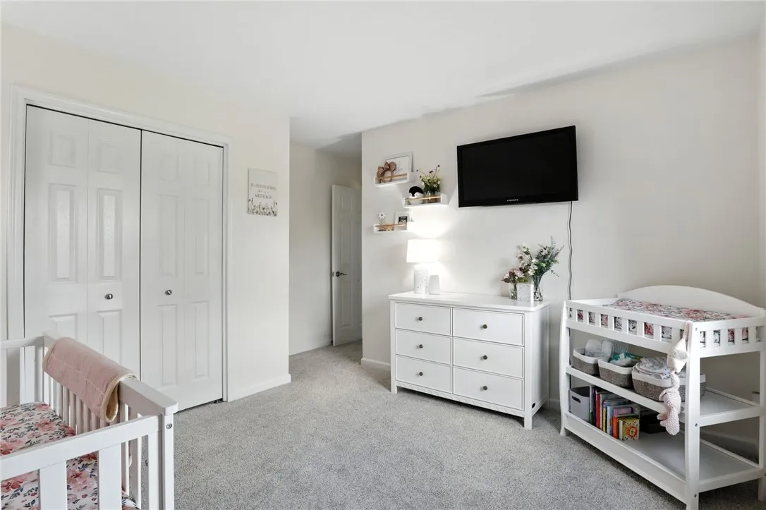 12 Calman Place, Canandaigua City, New York 14424, Canandaigua City, New York 14424, 3 Bedrooms Bedrooms, 6 Rooms Rooms,1 BathroomBathrooms,Residential,For Sale,12 Calman Place, Canandaigua City, New York 14424,0,R1636272