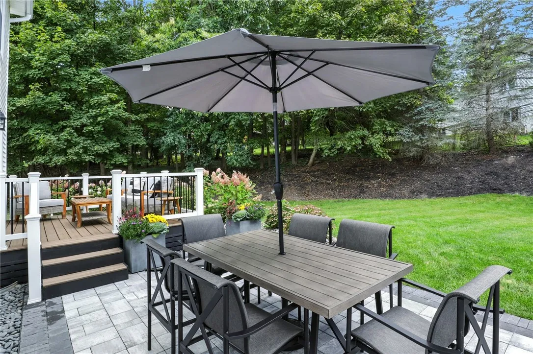 12 Calman Place, Canandaigua City, New York 14424, Canandaigua City, New York 14424, 3 Bedrooms Bedrooms, 6 Rooms Rooms,1 BathroomBathrooms,Residential,For Sale,12 Calman Place, Canandaigua City, New York 14424,0,R1636272