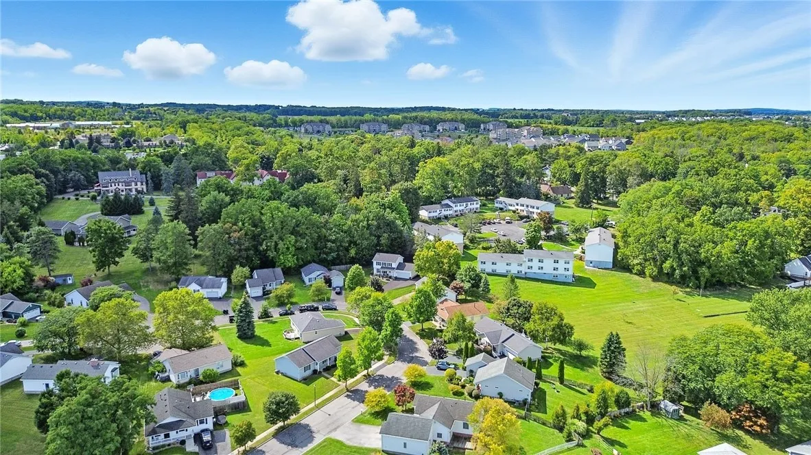 12 Calman Place, Canandaigua City, New York 14424, Canandaigua City, New York 14424, 3 Bedrooms Bedrooms, 6 Rooms Rooms,1 BathroomBathrooms,Residential,For Sale,12 Calman Place, Canandaigua City, New York 14424,0,R1636272