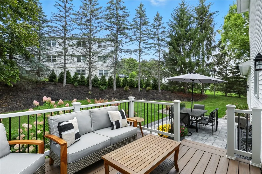 12 Calman Place, Canandaigua City, New York 14424, Canandaigua City, New York 14424, 3 Bedrooms Bedrooms, 6 Rooms Rooms,1 BathroomBathrooms,Residential,For Sale,12 Calman Place, Canandaigua City, New York 14424,0,R1636272
