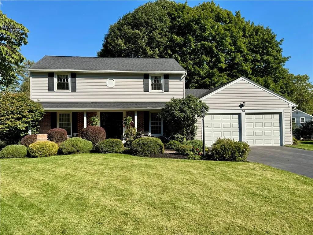 20 Chipping Ridge, Perinton, New York 14450, Perinton, New York 14450, 4 Bedrooms Bedrooms, 9 Rooms Rooms,2 BathroomsBathrooms,Residential,Closed,20 Chipping Ridge, Perinton, New York 14450,0,R1635458