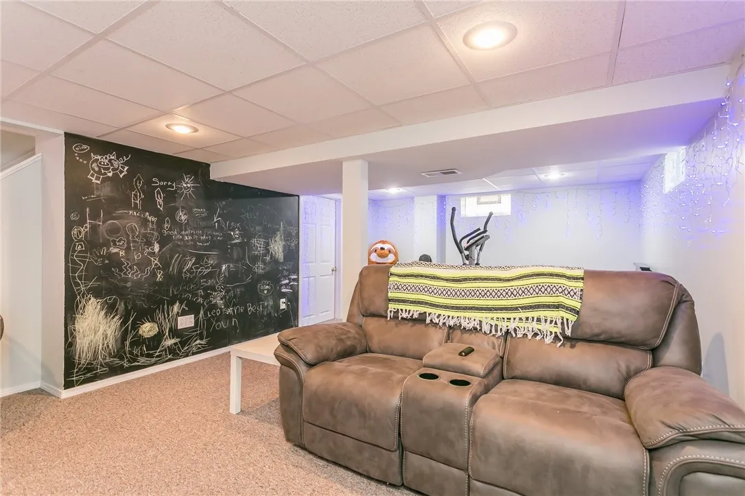 49 Mathew Lane, Greece, New York 14626, Greece, New York 14626, 4 Bedrooms Bedrooms, 7 Rooms Rooms,2 BathroomsBathrooms,Residential,For Sale,49 Mathew Lane, Greece, New York 14626,0,R1634954