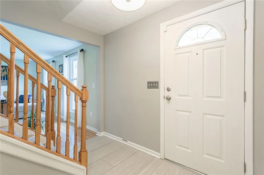 49 Mathew Lane, Greece, New York 14626, Greece, New York 14626, 4 Bedrooms Bedrooms, 7 Rooms Rooms,2 BathroomsBathrooms,Residential,For Sale,49 Mathew Lane, Greece, New York 14626,0,R1634954