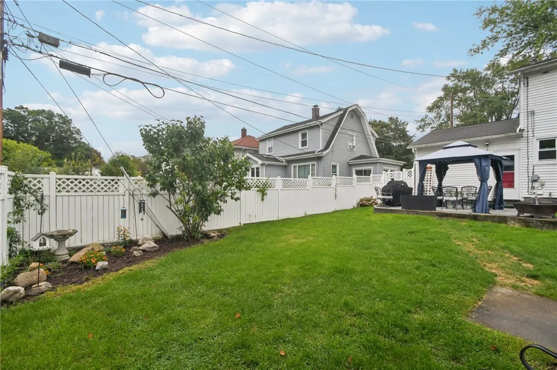 40 Worthington Road, Irondequoit, New York 14622, Irondequoit, New York 14622, 3 Bedrooms Bedrooms, 6 Rooms Rooms,1 BathroomBathrooms,Residential,For Sale,40 Worthington Road, Irondequoit, New York 14622,0,R1632550