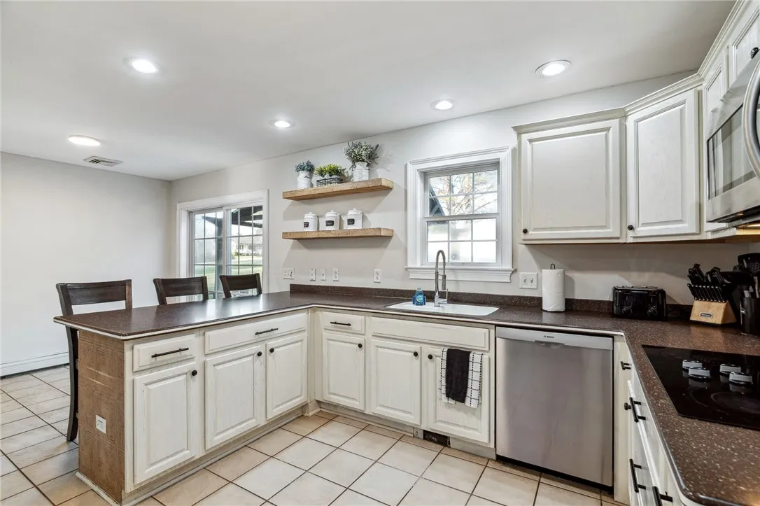102 Trolley Line Road, Hartwick, New York 13326, Hartwick, New York 13326, 5 Bedrooms Bedrooms, 9 Rooms Rooms,3 BathroomsBathrooms,Residential,For Sale,102 Trolley Line Road, Hartwick, New York 13326,0,R1636412